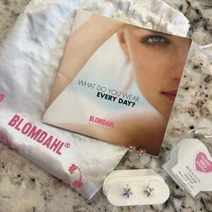 Blomdahl medical plastic earrings